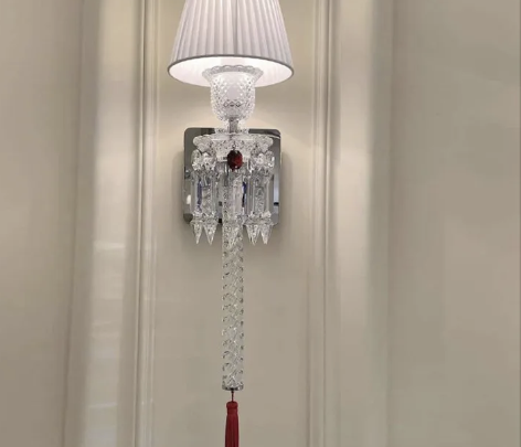 Adicione um toque de luxo à sua decoração com o Candeeiro de Parede Redondo de Mármore Leve e Luxuoso